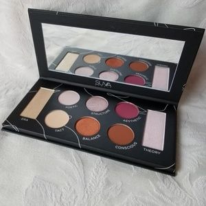 Suva Protege Eye Shadow Highlight Palette